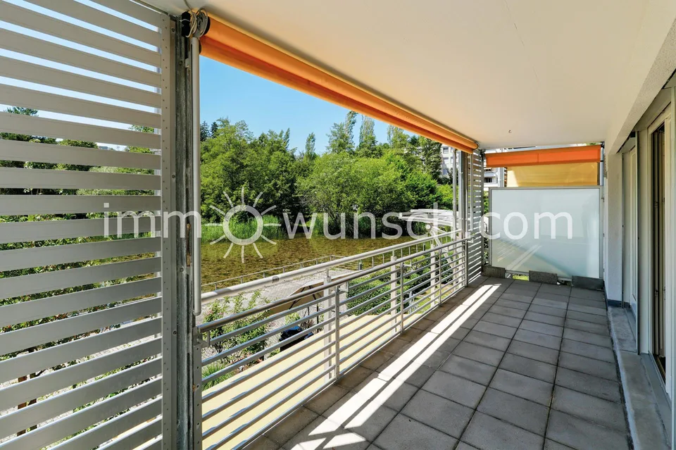 Helle, sowie grosszügige 3 ½ Zi. Eigentumswohnung, mit Hauswirtscha... – Foto 2 von 13