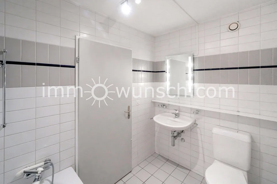 Helle, sowie grosszügige 3 ½ Zi. Eigentumswohnung, mit Hauswirtscha... – Foto 11 von 13
