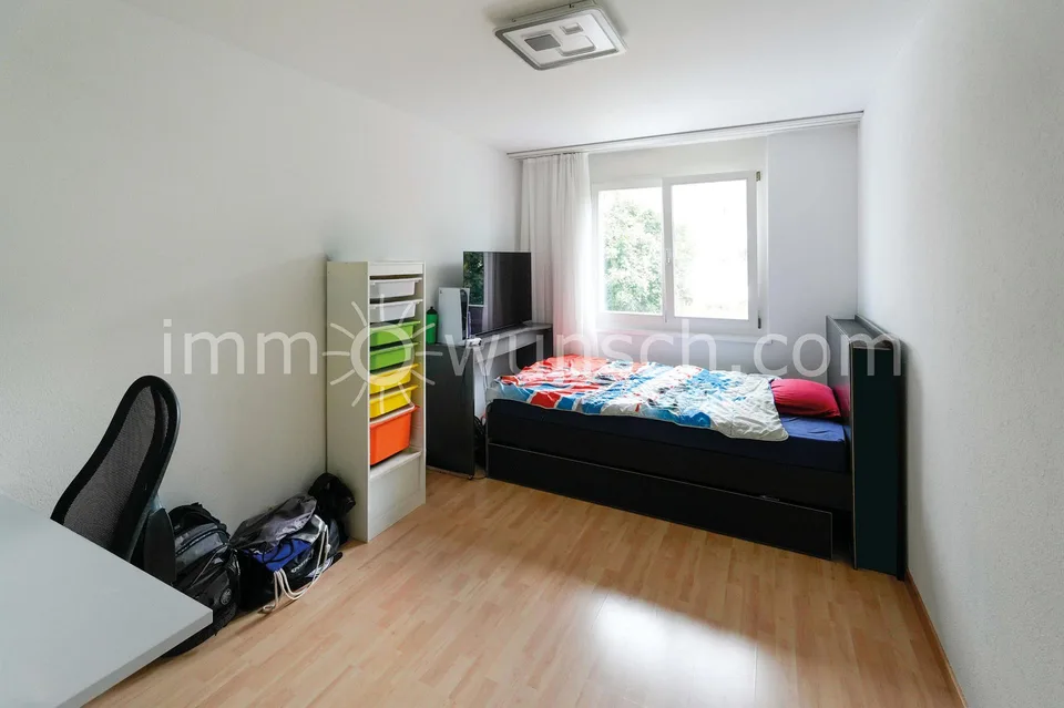 Familienfreundliche und grosszügige 5 ½ Zimmer Eigentumswohnung – Foto 7 von 12