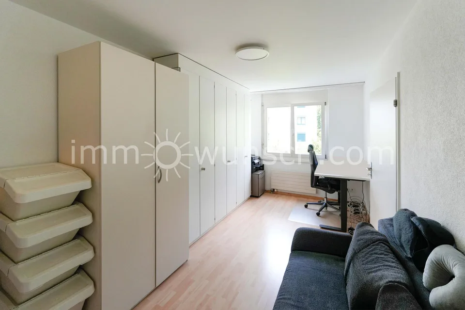 Familienfreundliche und grosszügige 5 ½ Zimmer Eigentumswohnung – Foto 10 von 12
