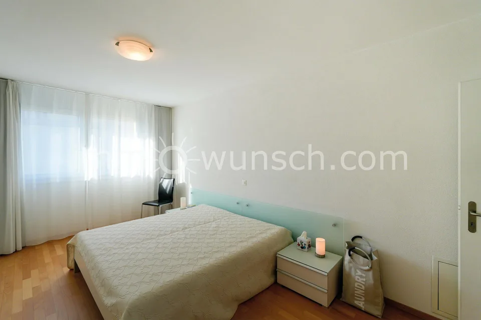 Charmante 2 ½ Zi. Eigentumswg., mit 2. Wohnsitzbewilligung – Foto 7 von 12
