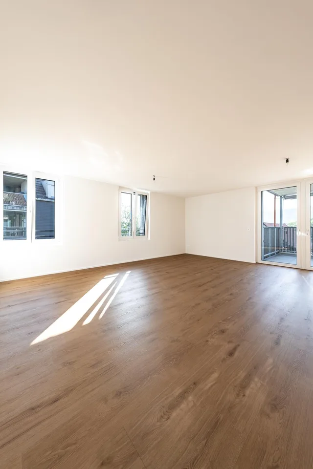 3.5-Zimmer-Wohnung - sonnig, grosszügig und mit Weitblick / 1.1 – photo 5 of 13