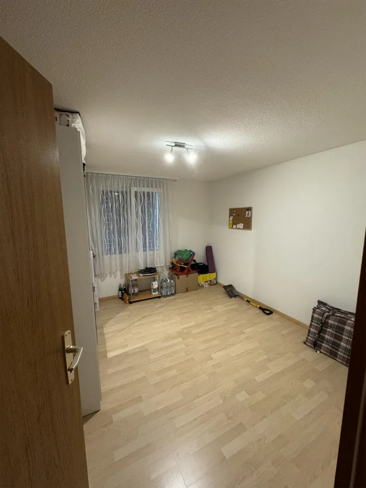 Grosszügige 4.5 ZWG an ruhiger Lage