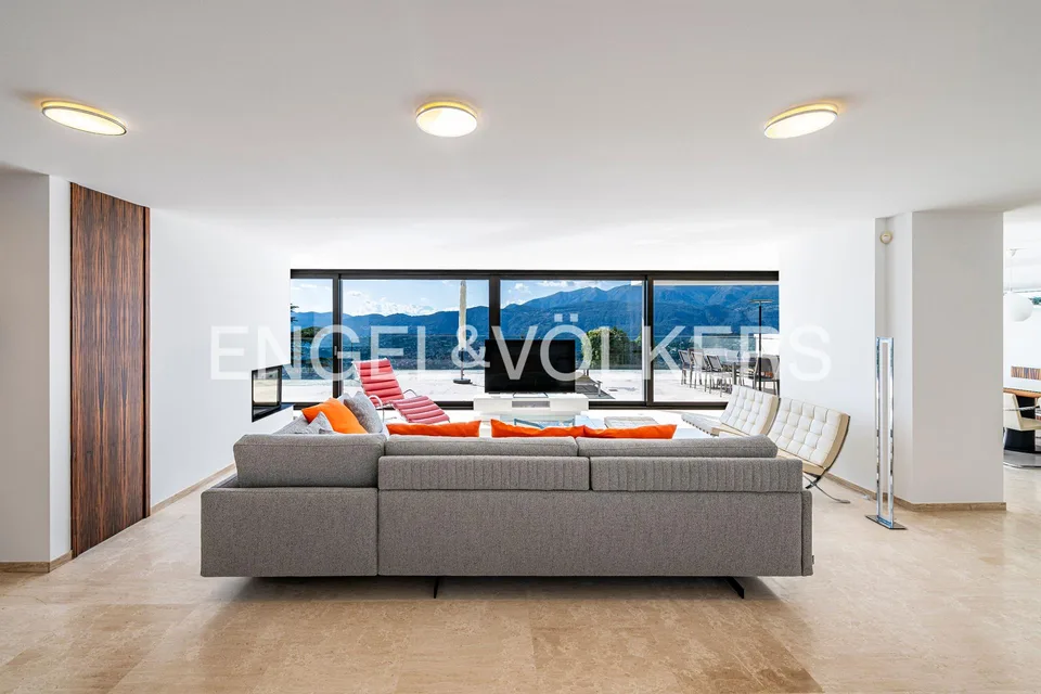 Traumhaftes Duplex mit Seeblick