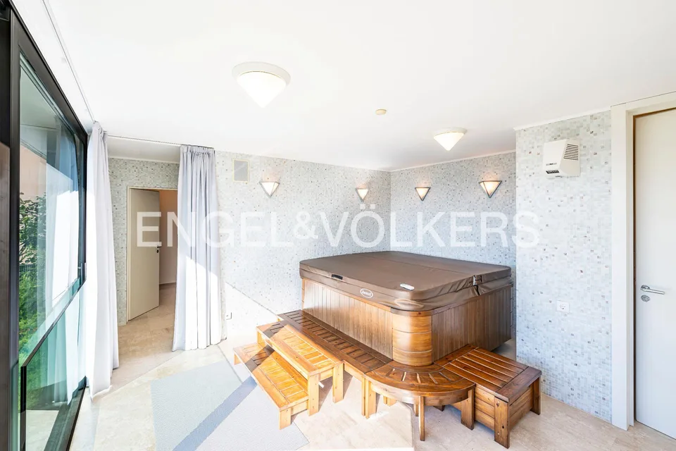 Traumhaftes Duplex mit Seeblick