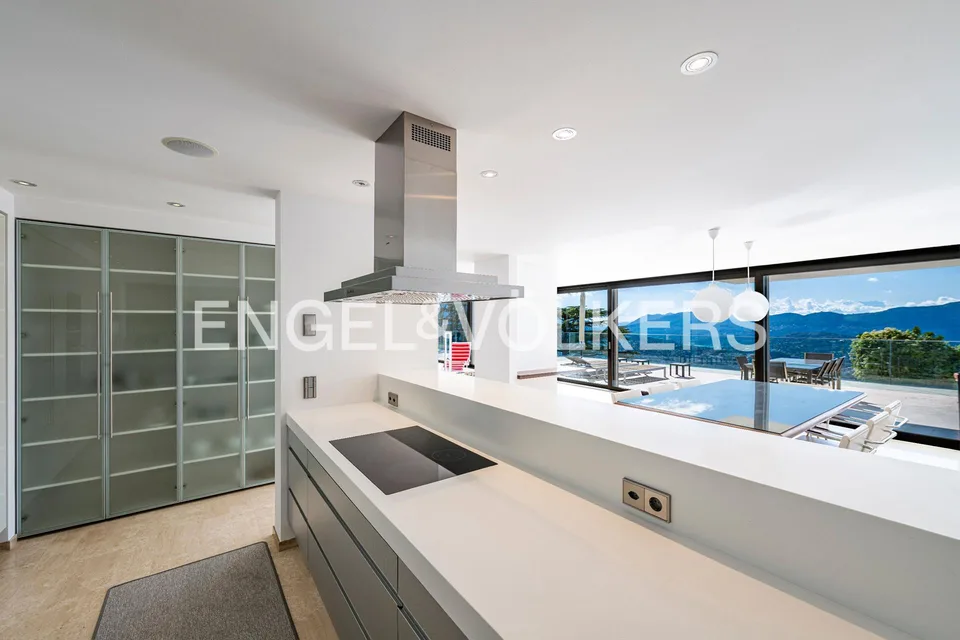 Traumhaftes Duplex mit Seeblick