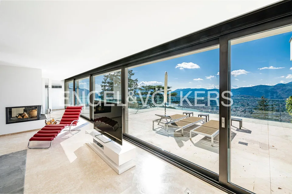 Traumhaftes Duplex mit Seeblick