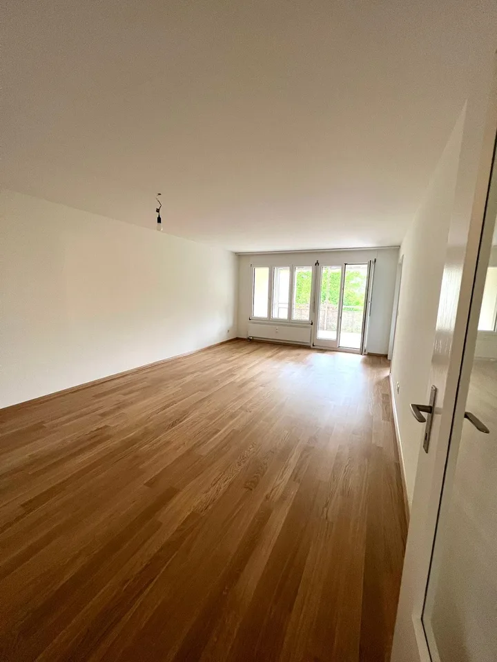 4.5 Zimmerwohnung Nähe Gartenbad Aesch – Foto 6 von 12