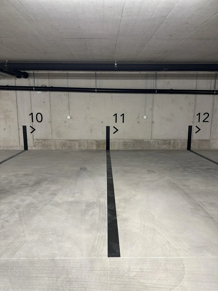 Underground parking space in Bassersdorf