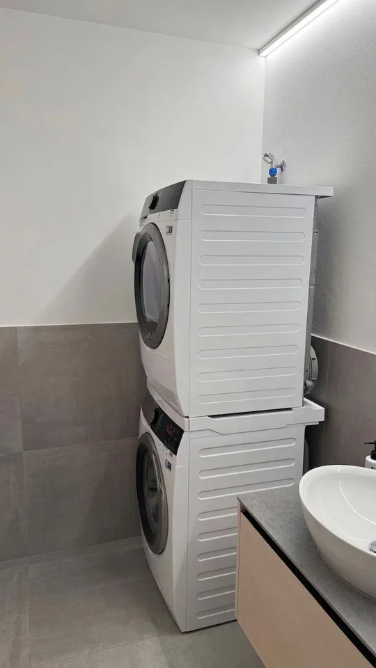 Helle und grosszügige 4.5-Zimmerwohnung mit Sitzplatz in Engelburg