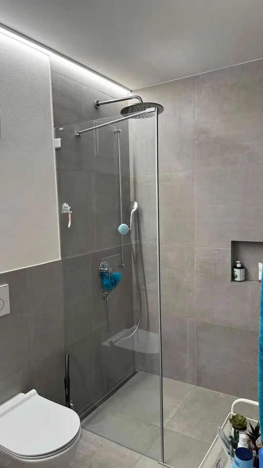 Helle und grosszügige 4.5-Zimmerwohnung mit Sitzplatz in Engelburg
