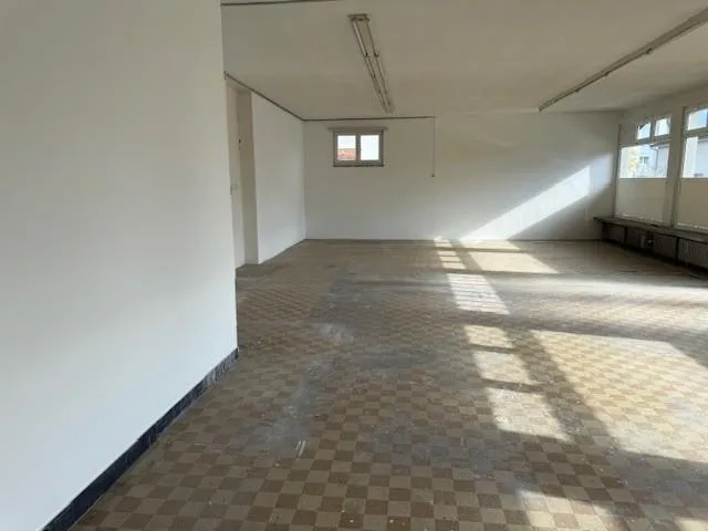 Laboratorio o spazio di stoccaggio in affitto – foto 4 di 8