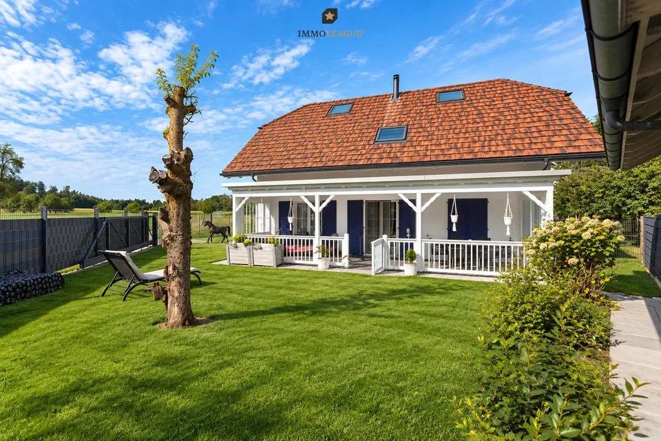 Ihr Traum vom Landleben: Exklusives Landhaus mit Pferdestall & Weite. – photo 3 sur 9