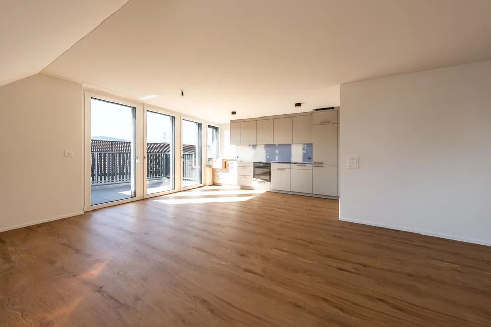 2.5-Zimmer-Wohnung - viel Raum, Aussicht und Ruhe / 2.1 – photo 2 sur 11
