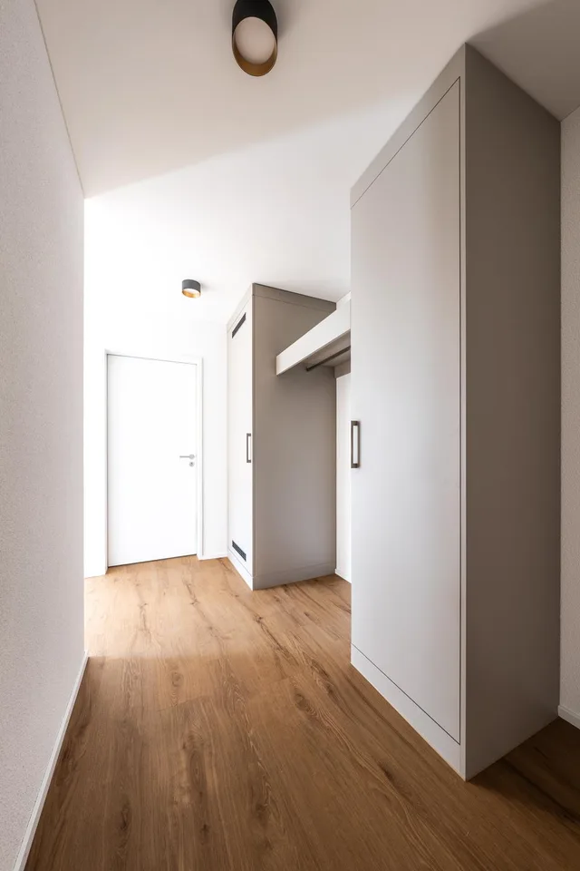 2.5-Zimmer-Wohnung - viel Raum, Aussicht und Ruhe / 2.1 – photo 4 sur 11