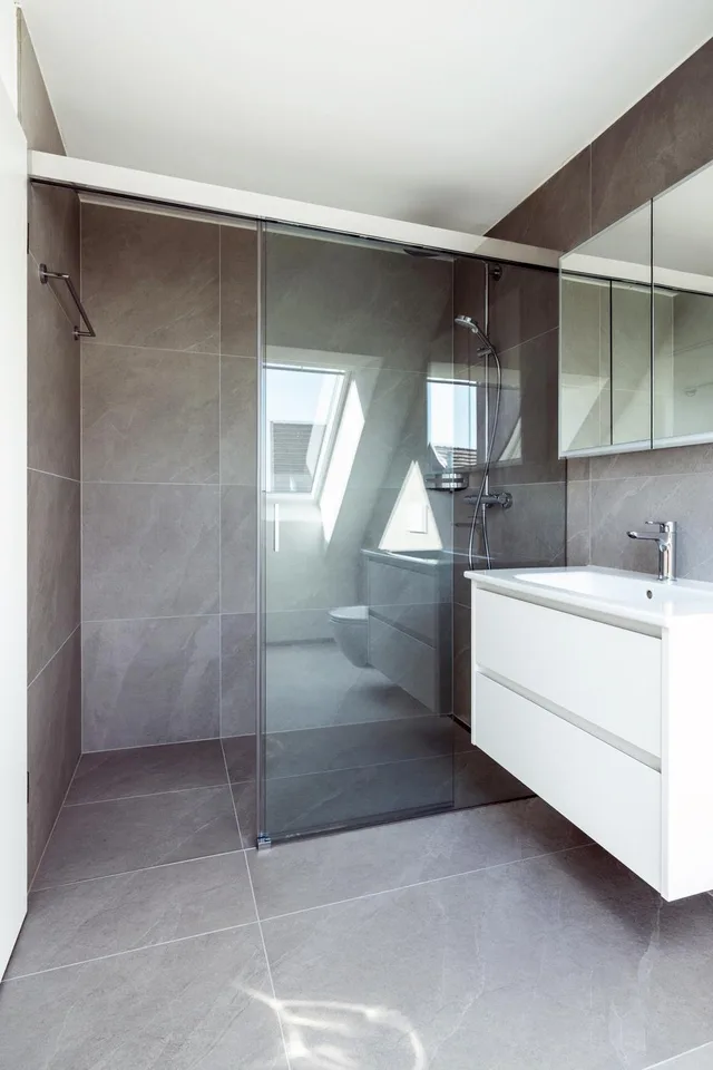 3.5-Zimmer-Maisonettewohnung - 139 m² Wohnen mit besonderem Charakter – photo 10 sur 13