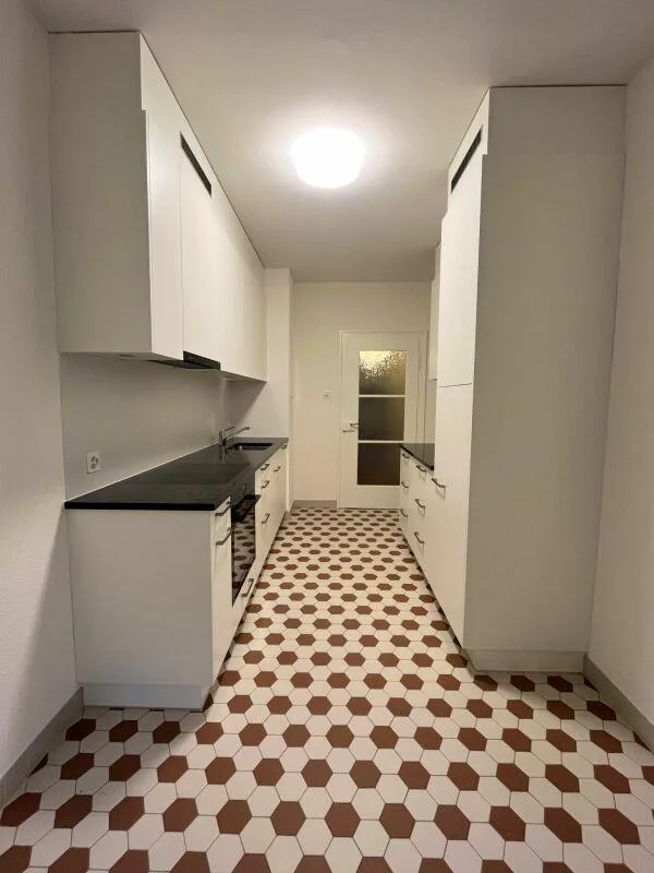 Appartement moderne près du Schützenmattpark – photo 2 sur 6