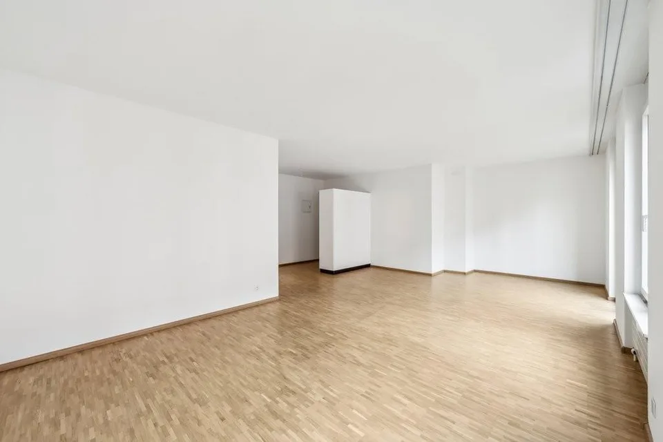 Moderne 2.5 - Zimmerwohnung zentral in Basel Stadt – Foto 3 von 10