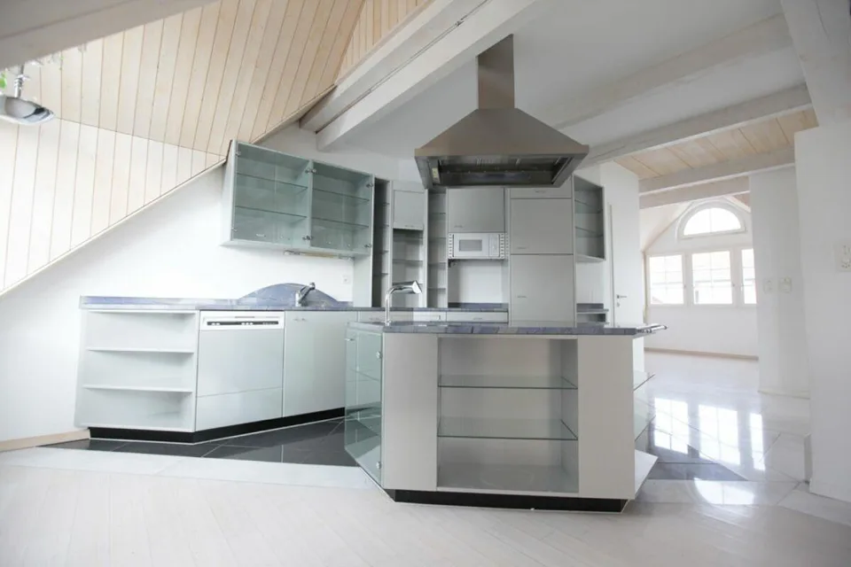 Maisonette unica di 5,5 locali in un complesso monastico storico – foto 4 di 10