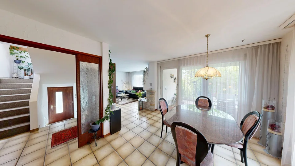 Freistehendes Einfamilienhaus mit Pool in Innerberg – Foto 3 von 13