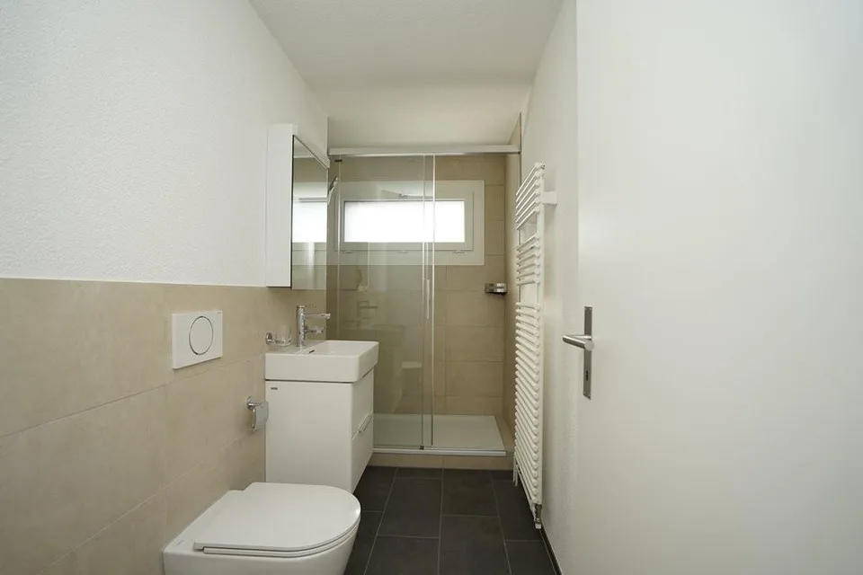 Ampio appartamento di 6,5 locali su due piani! – foto 4 di 10