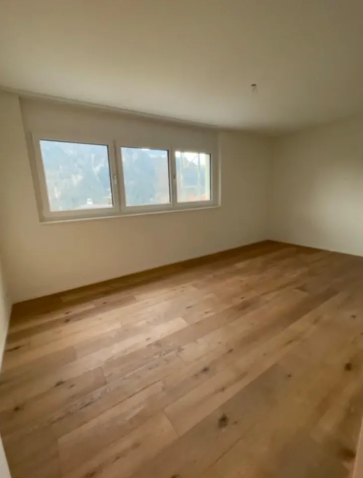 4 1/2 Zimmerwohnung mit Balkon