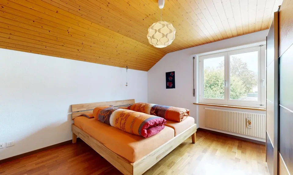 Casa unifamiliare con giardino spazioso e area di soggiorno coperta – foto 9 di 11