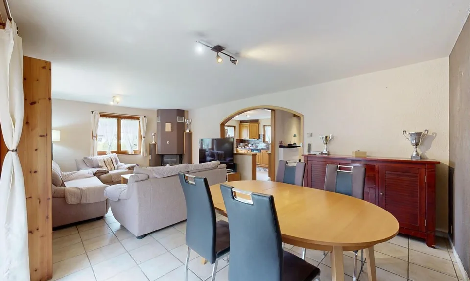 5.5 Zimmer Reihenfamilienhaus in Collonges – Foto 3 von 11