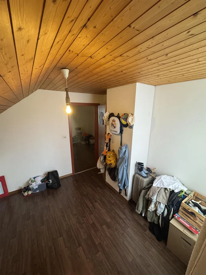 EFH 7 Zimmer WHG + Laden/Büro