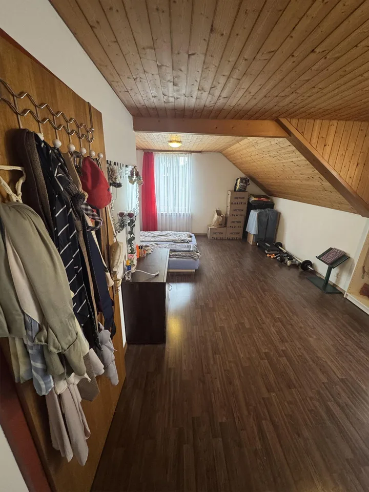 EFH 7 Zimmer WHG + Laden/Büro