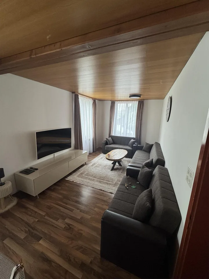 EFH 7 Zimmer WHG + Laden/Büro