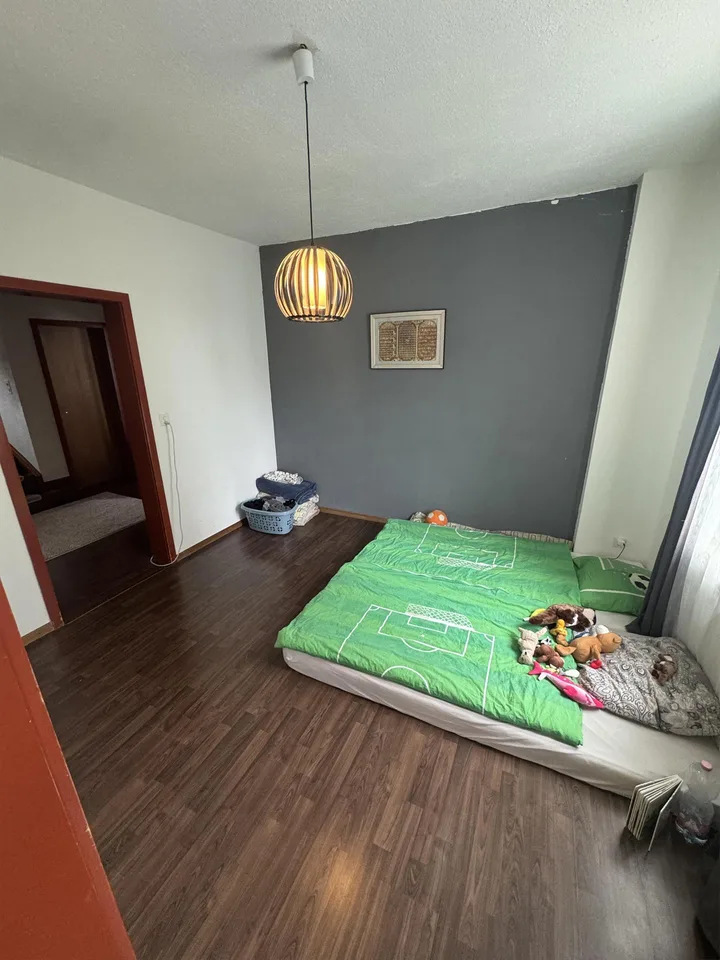 EFH 7 Zimmer WHG + Laden/Büro