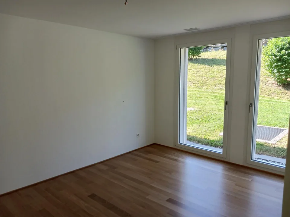 Schöne 2.5-Zi-Parterre-Wohnung im Grünen