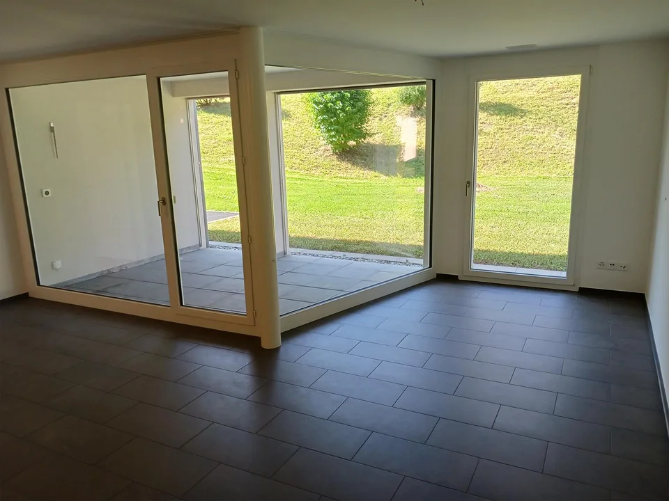 Schöne 2.5-Zi-Parterre-Wohnung im Grünen