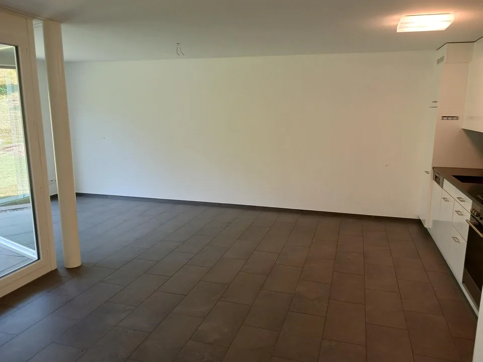 Schöne 2.5-Zi-Parterre-Wohnung im Grünen