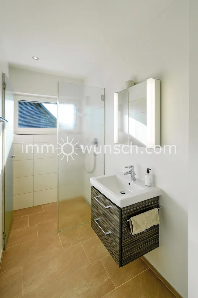 Bijou 4 ½ Zimmer Dach-Eigentumswohnung – foto 8 di 13