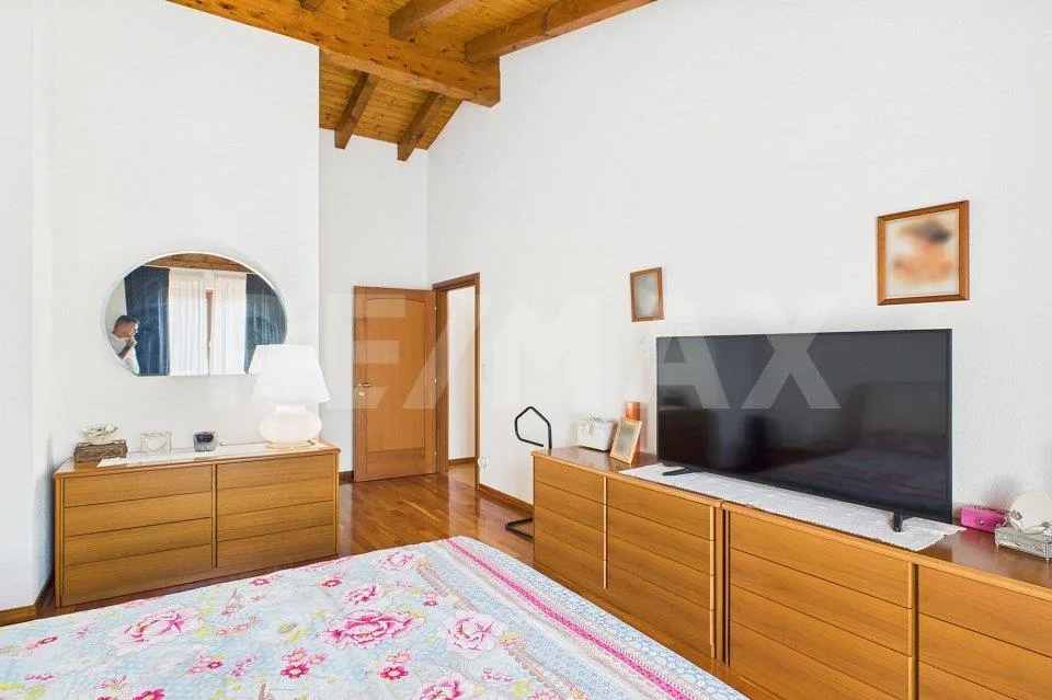 Villa indipendente con grande giardino e grottino caratteristico a ... – Foto 12 von 14