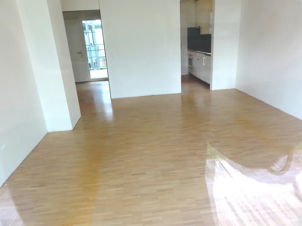 Renovierte 2 1/2 Zimmerwohnung in einer Alterssiedlung – foto 2 di 17
