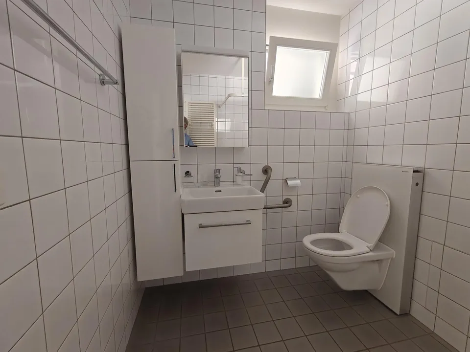 Renovierte 2 1/2 Zimmerwohnung in einer Alterssiedlung – foto 10 di 17