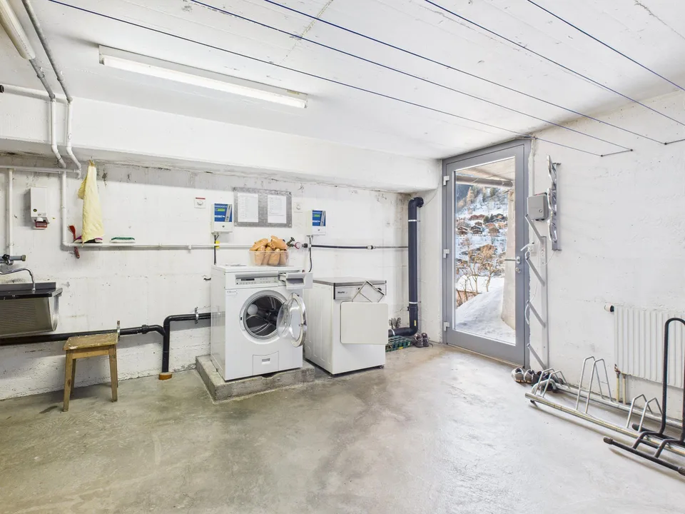 3-Zimmer-Attikawohnung mit Bergsicht in Fiesch kaufen – foto 13 di 13