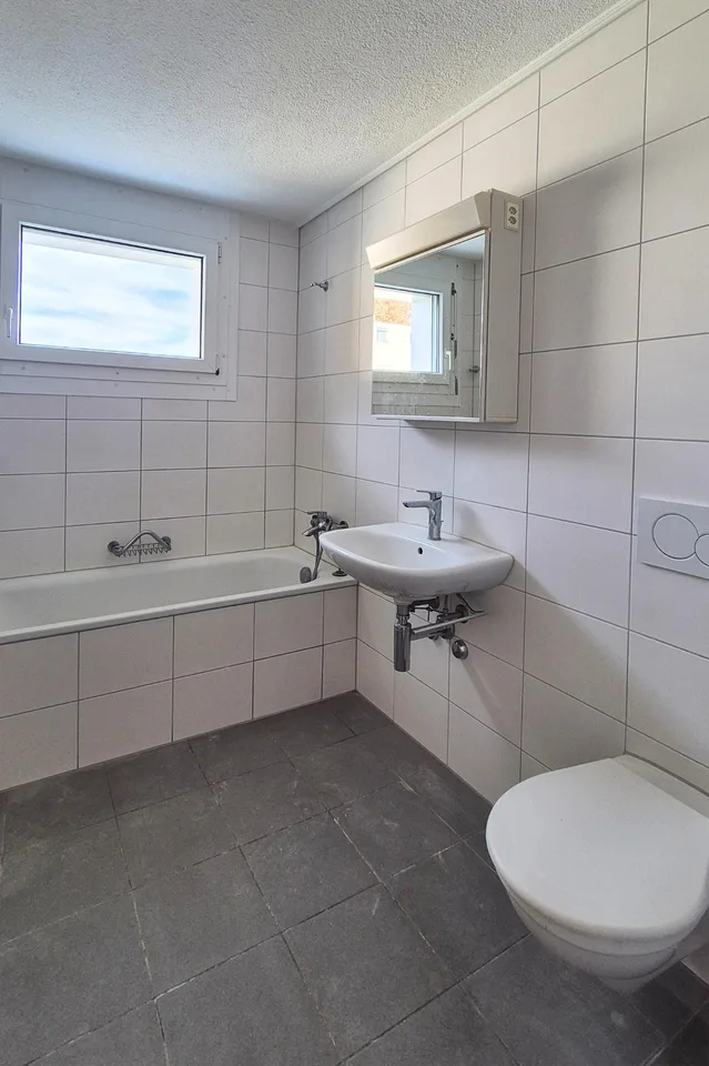 4.5 Zimmer Wohnung – Foto 2 von 4