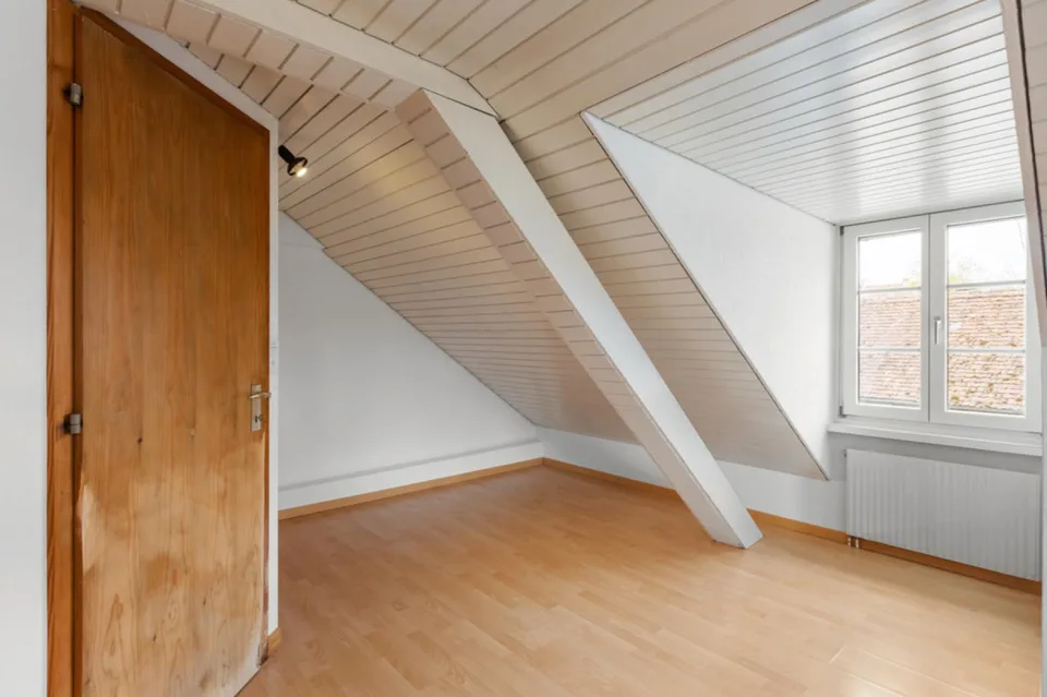 Befristet, ca. 4 Monate - 3.5-Zimmer-Wohnung mit ca. 90 m²