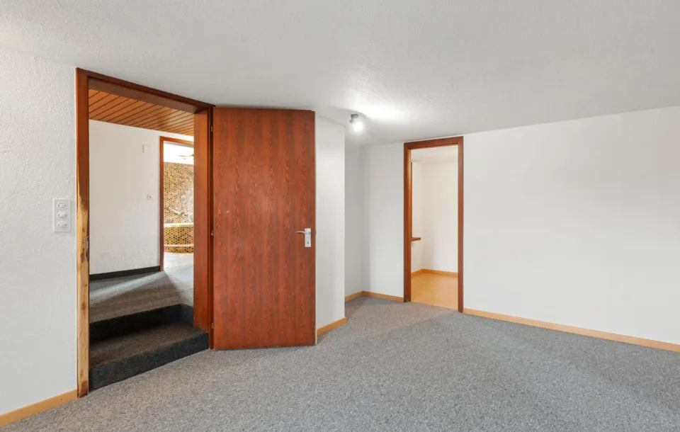 Befristet, ca. 4 Monate - 3.5-Zimmer-Wohnung mit ca. 90 m²