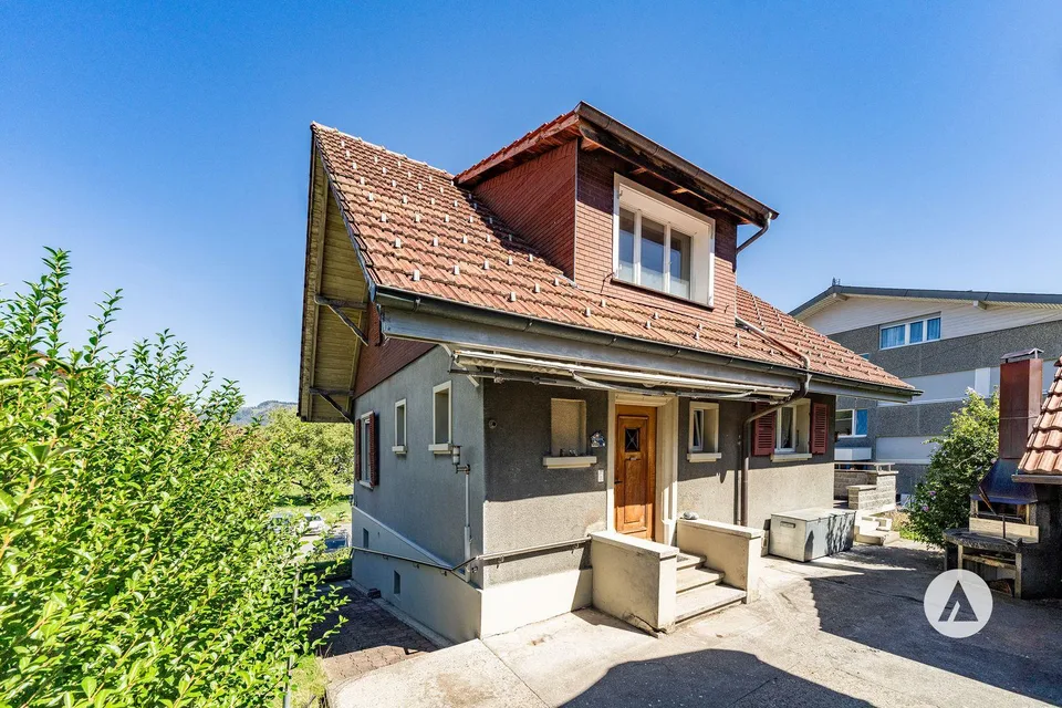 Casa unifamiliare con numerose possibilità di (ri)sviluppo – foto 5 di 13