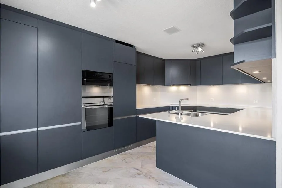 Appartamento maisonette generoso e straordinario di 4,5 stanze - 210 m² di superficie abitabile su due livelli – foto 2 di 6