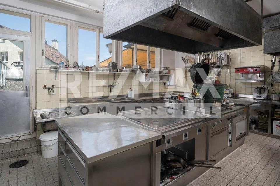 Hotel-Restaurant mit 15 Zimmern, 120 Sitzplätzen sowie Umnutzungs- ... – Foto 6 von 13