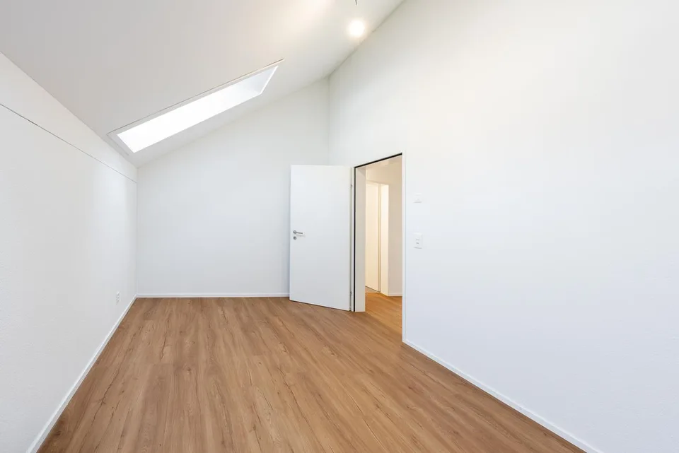 Fantastische Dachwohnung mit Eigentumscharakter