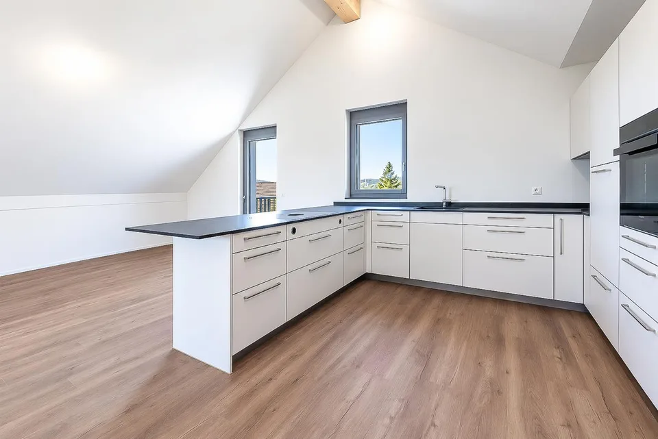 Fantastische Dachwohnung mit Eigentumscharakter