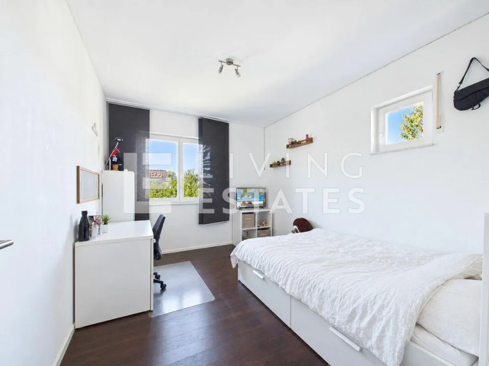 Stylish Living with Space to Live – photo 6 of 19