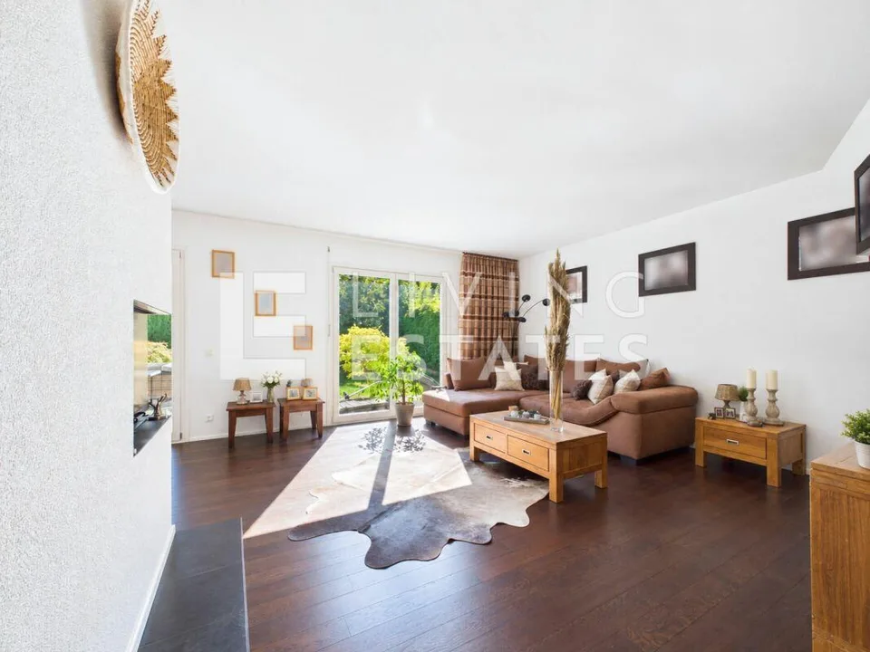 Stylish Living with Space to Live – photo 5 of 19